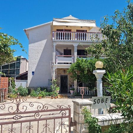 Rooms Mat Vir Exterior photo